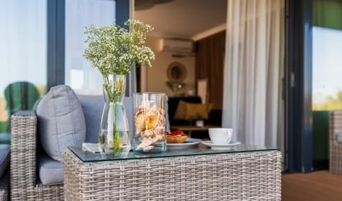 Apartament ODNOWA z bezpośrednim widokiem na morze w Gardenia Dziwnów - Apartment in West Pomeranian Voivodeship, Poland