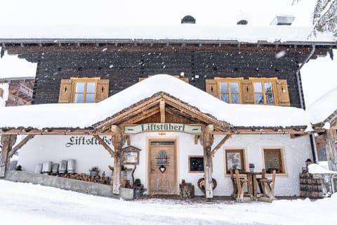 Property building, Day, Winter