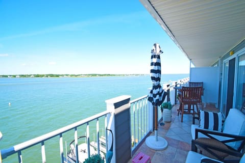 Harbour Island 406K condo Apartment in Ocean City
