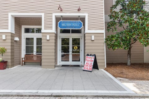 One Upon A Tide - Private Pool - Mother-In-Law Suite House in Seagrove Beach