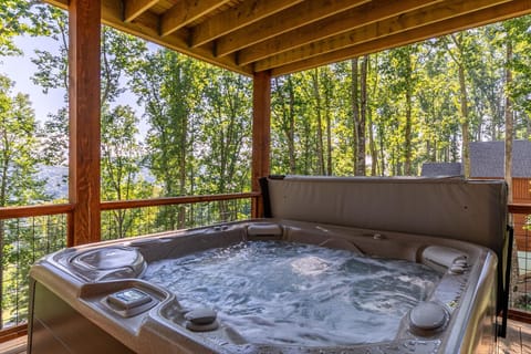 Tipsy Elk at Eagles Nest House in Watauga