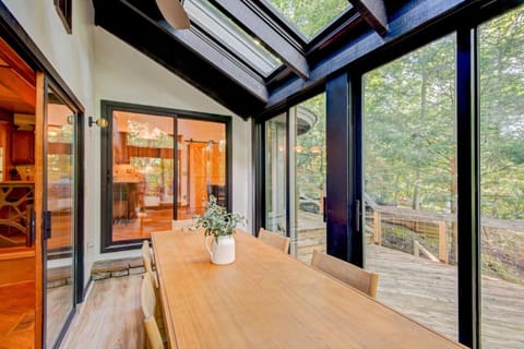 Deerwood Manor House in Brushy Fork