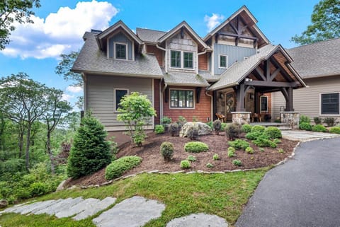 Boulder Creek at Eagles Nest House in Beech Mountain