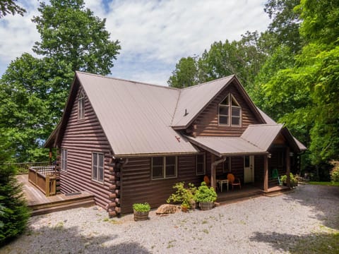 Four Points House in Brushy Fork