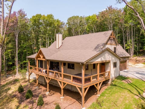 High Country Hideaway at Eagles Nest House in Beech Mountain