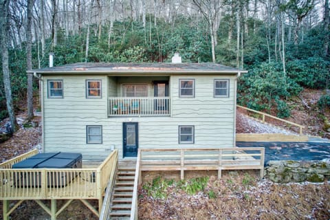 Orchid Cabin Cabin in Brushy Fork