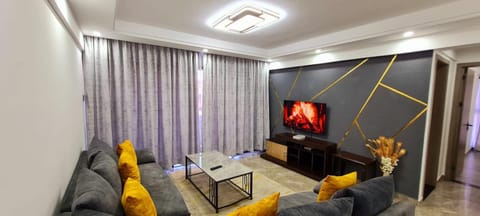 Communal lounge/ TV room, TV and multimedia, Living room, Seating area