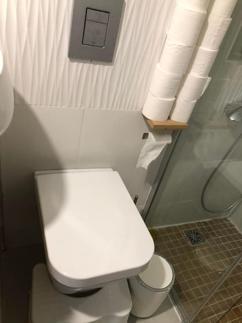 F2 équipé, 15mn de Paris, parking, climatisation Apartment in Île-de-France