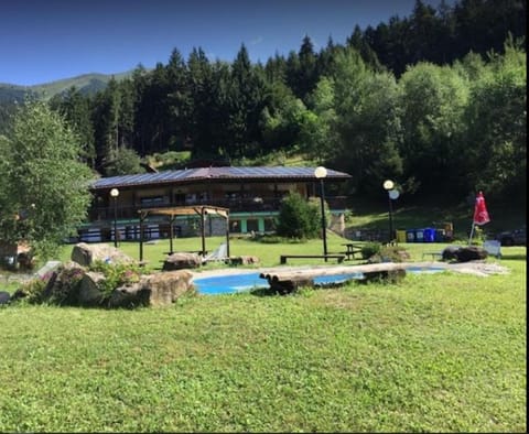 Camping & Chalet Pian della Regina Campground/
RV Resort in Province of Brescia