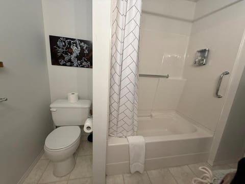 Suite and Simple Bed and Breakfast in Ucluelet