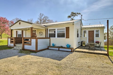 Farmhouse Close to Norris Lake and ATV Trails! House in Norris Lake