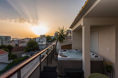 Hot Tub, Balcony/Terrace, Sunset