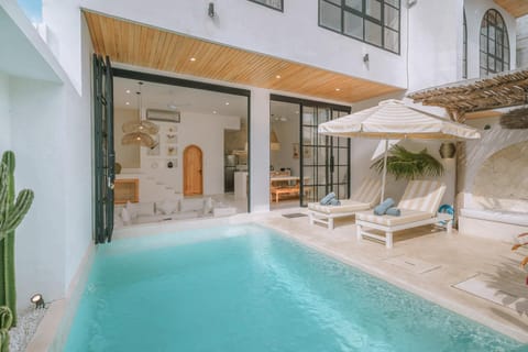 Patio, Day, Natural landscape, Pool view, Swimming pool