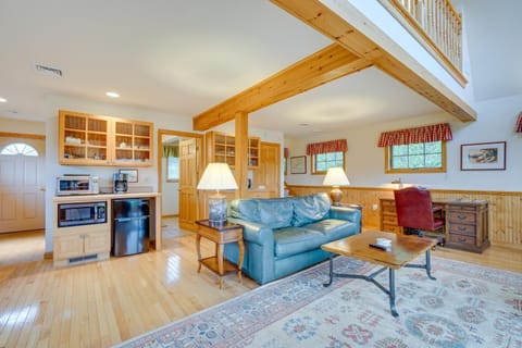 Vacation Rental Home in the Berkshires! Apartment in Williamstown