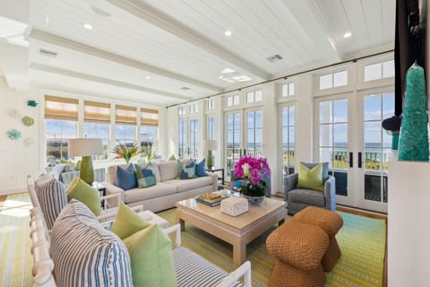 "Sea Dream" Beach Front Luxury Home in WaterColor - 4BR 4,5BTH home House in Seaside