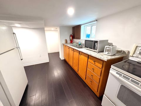 Albert Housing Vacation rental in Windsor