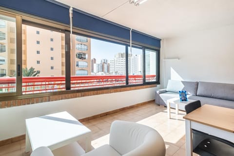 Balcony/Terrace, Living room, Seating area, Street view
