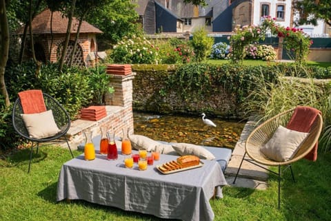 Spring, Day, Garden, Garden, Beach, Garden view, River view, sunbed