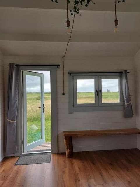 Seafield Cabin Cabin in County Clare