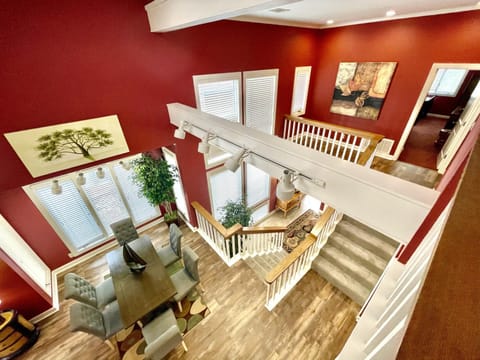 80BPD, Four bedroom, two 1 2 bath log-sided condo with lake view , garage condo Apartment in Lake Ouachita