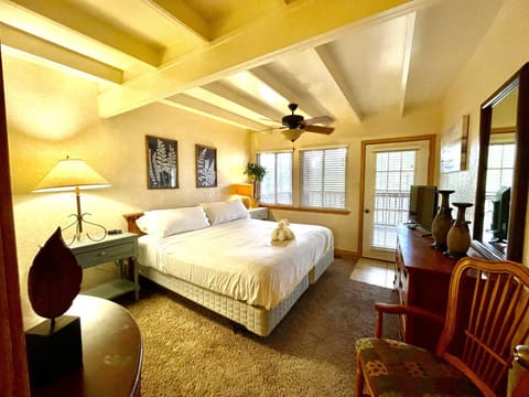 Mountain Harbor Lodge cottage on Lake Ouachita House in Lake Ouachita