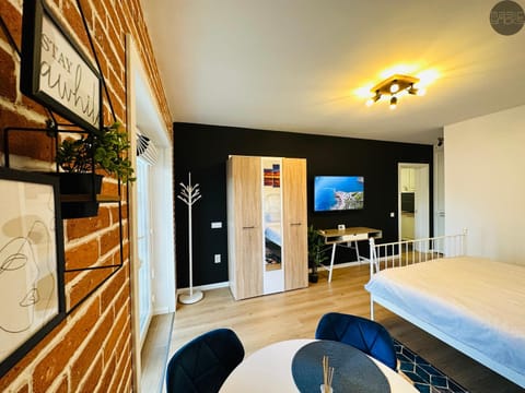 TV and multimedia, Photo of the whole room