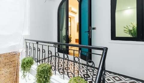 View (from property/room), Balcony/Terrace