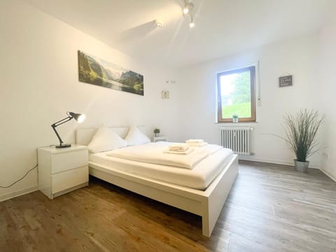 Bedroom, heating, wardrobe