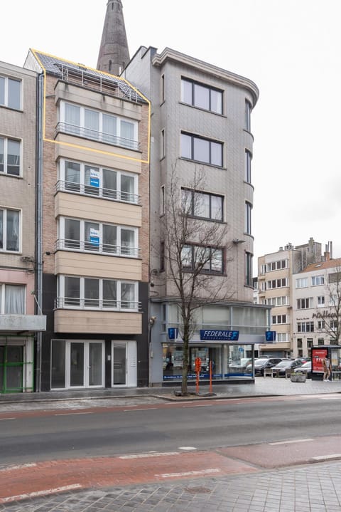 Spacious penthouse for 8 people in the city centre Apartment in Ostend