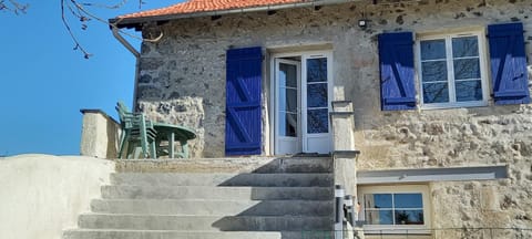 Chez Zabou Apartment in Auvergne-Rhône-Alpes