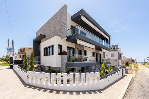 RAFAELA SUITES Apartment in Halkidiki