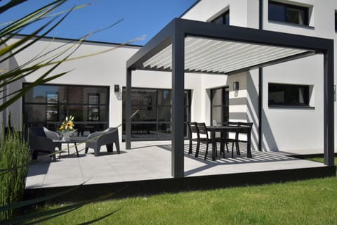 Chambre chez l'habitant Aux portes du Mans Evénements circuits du Mans Vacation rental in Centre-Val de Loire