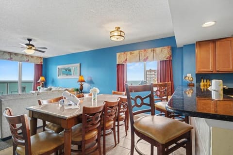 Malibu Pointe Beach Club 606 - Across The Street From The Ocean! Sleeps 12 guests! House in Crescent Beach