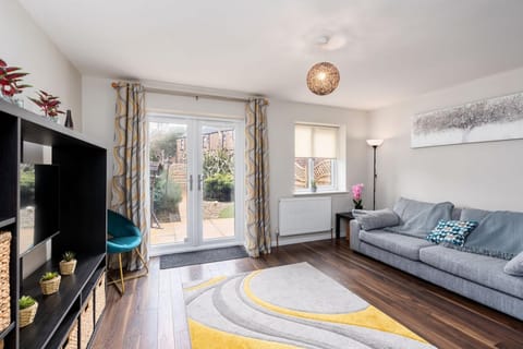 Stunning 3 Bedroom Home Hillsborough Sheffield House in Sheffield