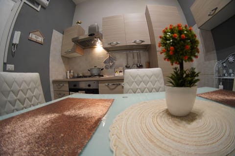 Lilly's House Apartment in Castellammare di Stabia