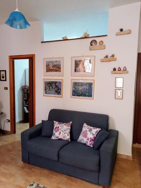 CASA FIORITA House in Rodi Garganico