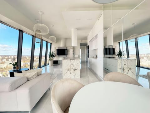 TV and multimedia, Living room, Dining area