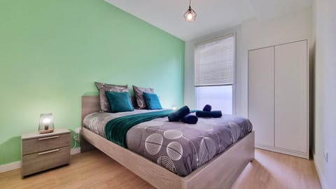 Photo of the whole room, wardrobe