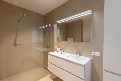 The Wave, Beach front Sea View Apartment in Zeeland, Netherlands