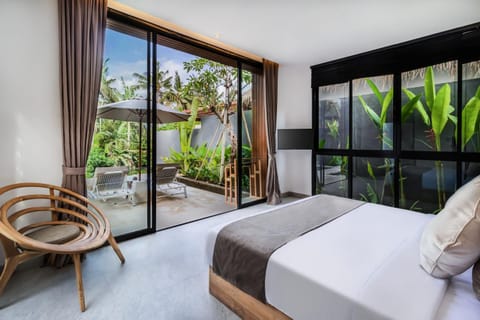 Bed, TV and multimedia, Bedroom, air conditioner