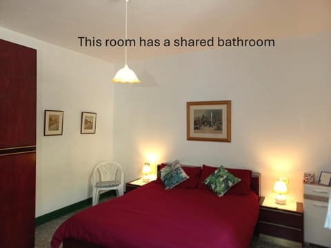 Bed, Bedroom, Quiet street view