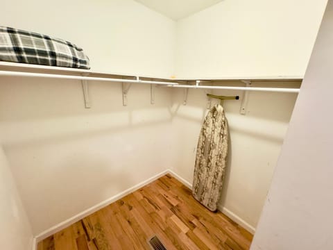 Peaceful Townhouse Near Lake House in Guntersville Lake