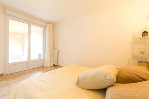 Appartement T2 rez de villa Apartment in Corsica