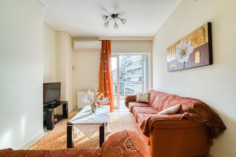 TV and multimedia, Living room, Seating area, air conditioner