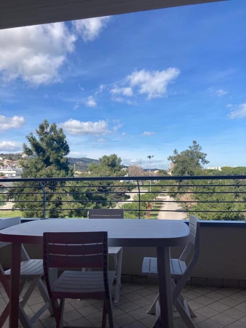 Natural landscape, Balcony/Terrace