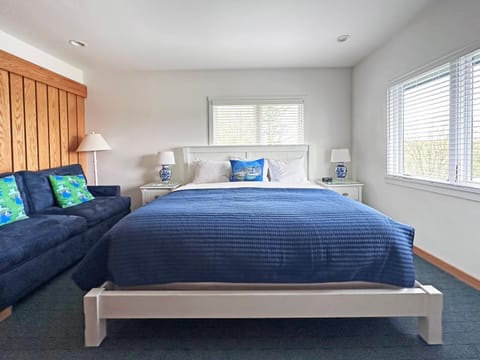 The Leland Lodge Hotel in Leland