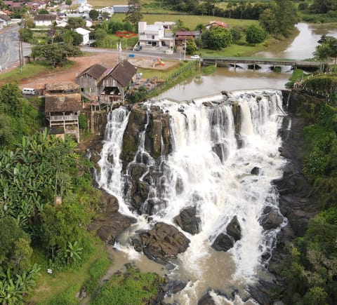 Nearby landmark, Bird's eye view