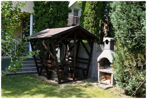 Summer, BBQ facilities, Garden