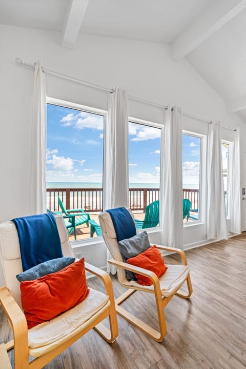 Day, View (from property/room), Seating area