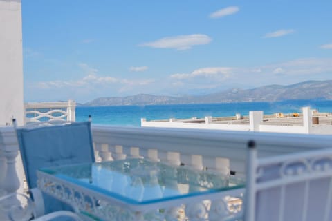 Day, Natural landscape, View (from property/room), Balcony/Terrace, Mountain view, Sea view